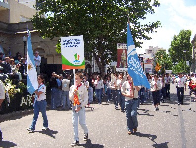 Gran desfile en San Fernando por el bicentenario de la patria 