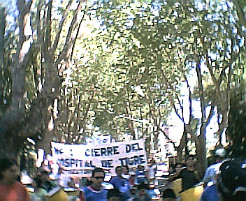 Marcha por el cierre del hospital de Tigre 22/12/04 Marcha por el cierre del hospital de Tigre 22/12/04