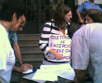 Marcha de vecinos en Vicente López Marcha de vecinos en Vicente López