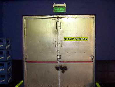 Otra vista de salidas de emergencia 