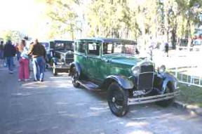 La exposición de autos antiguos, clásicos y modernos vuelve al Paseo de la Costa La exposición de autos antiguos, clásicos y modernos vuelve al Paseo de la Costa