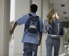 Unos 500 mil adolescentes no asisten a la escuela secundaria 