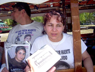 Tras el sobreseimiento de Anibal Ibarra, padres de Cromañon marchan a Tribunales Tras el sobreseimiento de Anibal Ibarra, padres de Cromañon marchan a Tribunales