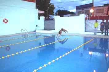 El club atlético Boulogne inauguró natatorio