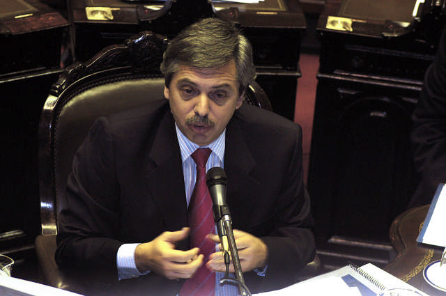 Alberto Fernández sostiene que la relación con Uruguay quedo 