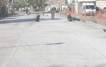 Continúa avanzando el ensanche de camino Real Morón a San Fernando Continúa avanzando el ensanche de camino Real Morón a San Fernando