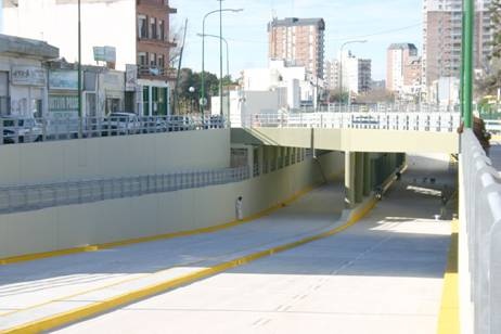 Kirchner y Posse inauguran el hoy el túnel de las 4 barreras Kirchner y Posse inauguran el hoy el túnel de las 4 barreras