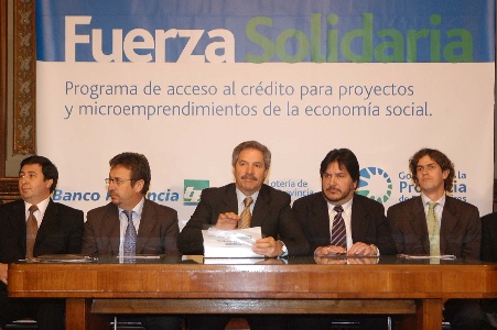 El gobernador Felipe Solá presentó el programa “Fuerza Solidaria”, una línea de créditos que permitirá que un potencial de 15.000 personas puedan desarrollar microemprendimientos