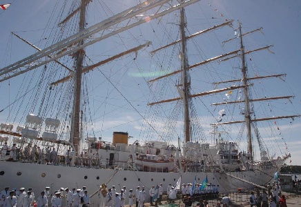 Se entregó la fragata Libertad a la Armada Argentina Se entregó la fragata Libertad a la Armada Argentina