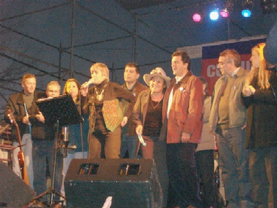 Teresa Parodi se presentó en Las Tunas de General Pacheco para celebrar el 25 de mayo Teresa Parodi se presentó en Las Tunas de General Pacheco para celebrar el 25 de mayo