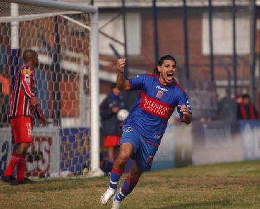 Tigre se impone a Chacarita y jugará la final del reducido 