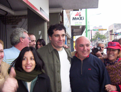 Daniel Gambino junto a Antoni Grandoni y Alejandra Nardi Daniel Gambino junto a Antoni Grandoni y Alejandra Nardi