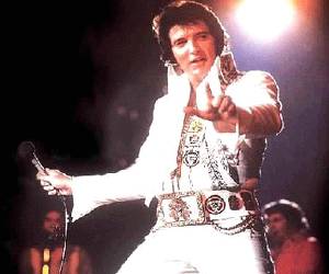Elvis está vivo .... Elvis está vivo ....