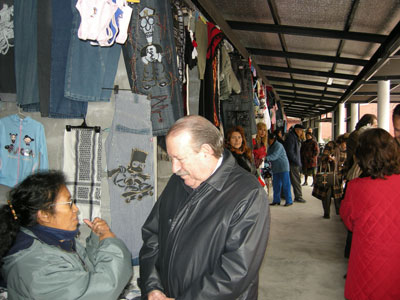 Amieiro inauguró la nueva feria de Carupá Amieiro inauguró la nueva feria de Carupá