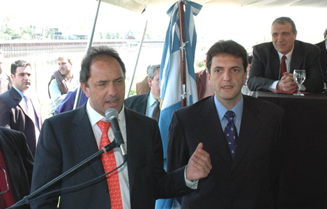 Scioli y Massa se comprometieron a senear el Reconquista Scioli y Massa se comprometieron a senear el Reconquista