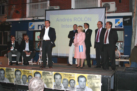 El Jueves 20 Ricardo López Murphy recorrió San Isidro El Jueves 20 Ricardo López Murphy recorrió San Isidro