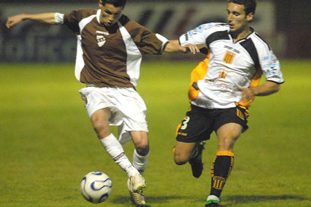 Platense pierde el invicto y la chance de llegar a la punta Platense pierde el invicto y la chance de llegar a la punta