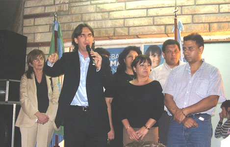 Sebastián Galmarini presentó sus propuestas a los vecinos de Beccar Sebastián Galmarini presentó sus propuestas a los vecinos de Beccar