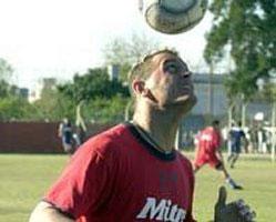 Asaltan y balean al ex jugador de Tigre Pablo Islas Asaltan y balean al ex jugador de Tigre Pablo Islas