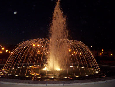 Fuente central de la plaza 