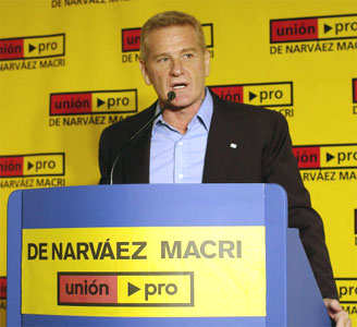 De Narváez criticó a Scioli por dedicarse al PJ y no 
