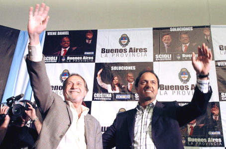Scioli-Balestrini reúnen 51,90 por ciento y ganan en Buenos Aires.