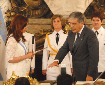 Cristina tomó juramento a los ministros de su gabinete 