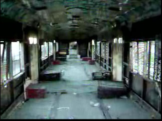 Interior del Tren Cartonero del ramal Retiro - Tigre Interior del Tren Cartonero del ramal Retiro - Tigre