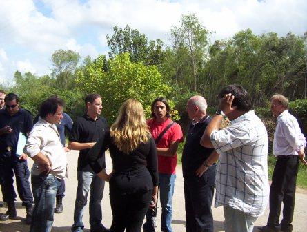 Personal del OPDS y del Municipio de Tigre inspeccionan un basural.