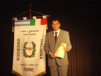Daniel Gambino en la Sociedad Italiana de Tigre