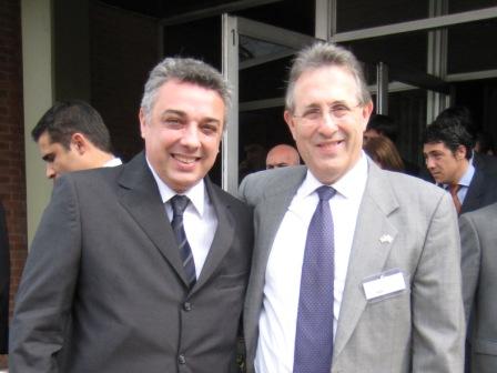 El Intendente de Tigre se reunió con el Embajador de EEUU El Intendente de Tigre se reunió con el Embajador de EEUU