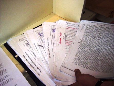 El periodista Daniel Chiliutti, se presentó en mesa de entrada del municipio para presentar un completo expediente con documentación que avalan sus denuncias El periodista Daniel Chiliutti, se presentó en mesa de entrada del municipio para presentar un completo expediente con documentación que avalan sus denuncias