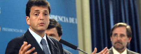 El Gobierno envió al Congreso el paquete de medidas que busca mantener la actividad y el empleo El Gobierno envió al Congreso el paquete de medidas que busca mantener la actividad y el empleo
