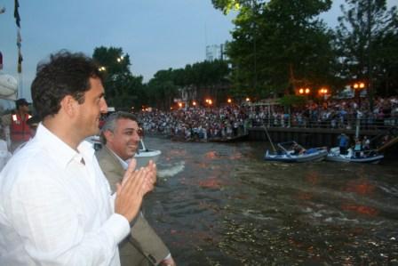 Más de 50 mil vecinos en el Día de la Virgen en Tigre
