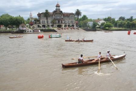 Club Regatas La Marina