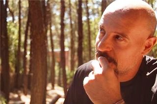 Juan Subirá presenta su primer disco solista, Fisura Expuesta Juan Subirá presenta su primer disco solista, Fisura Expuesta