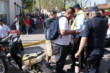 Miles de jóvenes festejaron el día de la Primavera en Tigre 
