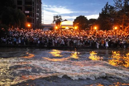 Más de 60 mil vecinos compartieron la Procesión Náutica de Tigre
Más de 60 mil vecinos compartieron la Procesión Náutica de Tigre