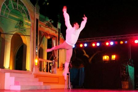 Más de 2.000 vecinos de Tigre disfrutaron de su presentación de La Traviata en los jardines del MAT