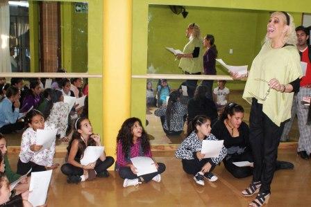 Abrió en Tigre la Escuela de Comedia Musical de Valeria Lynch Abrió en Tigre la Escuela de Comedia Musical de Valeria Lynch