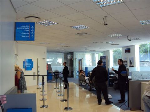 Banco Macro inauguró una nueva sucursal en Tigre Banco Macro inauguró una nueva sucursal en Tigre