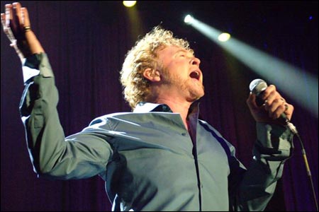 Simply Red se despidió de Argentina ante un Luna Park completo Simply Red se despidió de Argentina ante un Luna Park completo