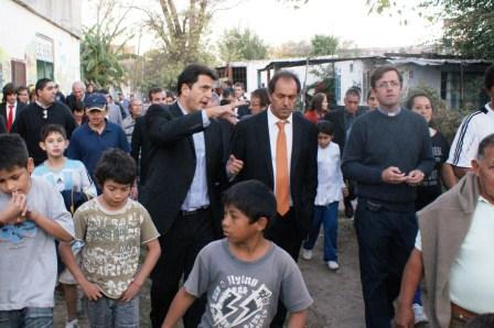 El Intendente Sergio Massa acompañado por el gobernador Scioli. El Intendente Sergio Massa acompañado por el gobernador Scioli.