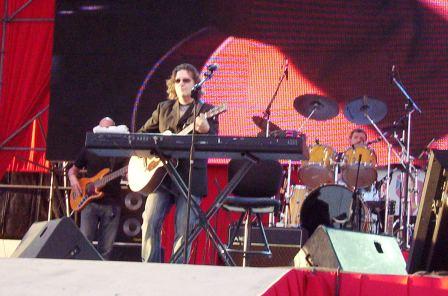 Miguel Mateos participó de la gran fiesta del bicentenario en Tigre