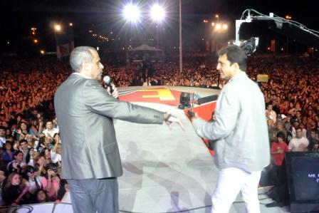 Jorge Rial y Sergio Massa en pleno festejo del bicentenario en Tigre