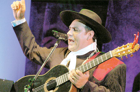 El Chaqueño Palavecino en el aniversario de Benavídez El Chaqueño Palavecino en el aniversario de Benavídez