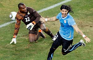 Uruguay derrotó a Ghana por penales y es uno de los cuatro mejores de la Copa