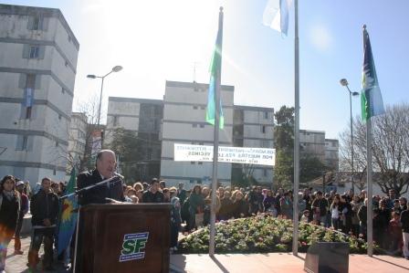 Los vecinos de San Fernando ya disfrutan de la plaza Infico Los vecinos de San Fernando ya disfrutan de la plaza Infico