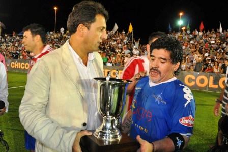 Maradona y Massa lanzaron las colonias de verano 2011 ante más de 10.000 personas