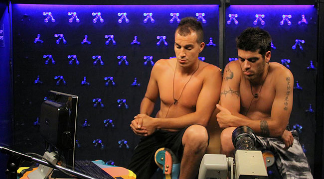 Confesiones amorosas en Gran Hermano 2011. Confesiones amorosas en Gran Hermano 2011.